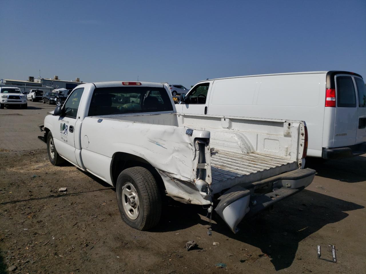 Photo 3 from auction – 2000 GMC NEW SIERRA with VIN 1GTEC14V8YE900507