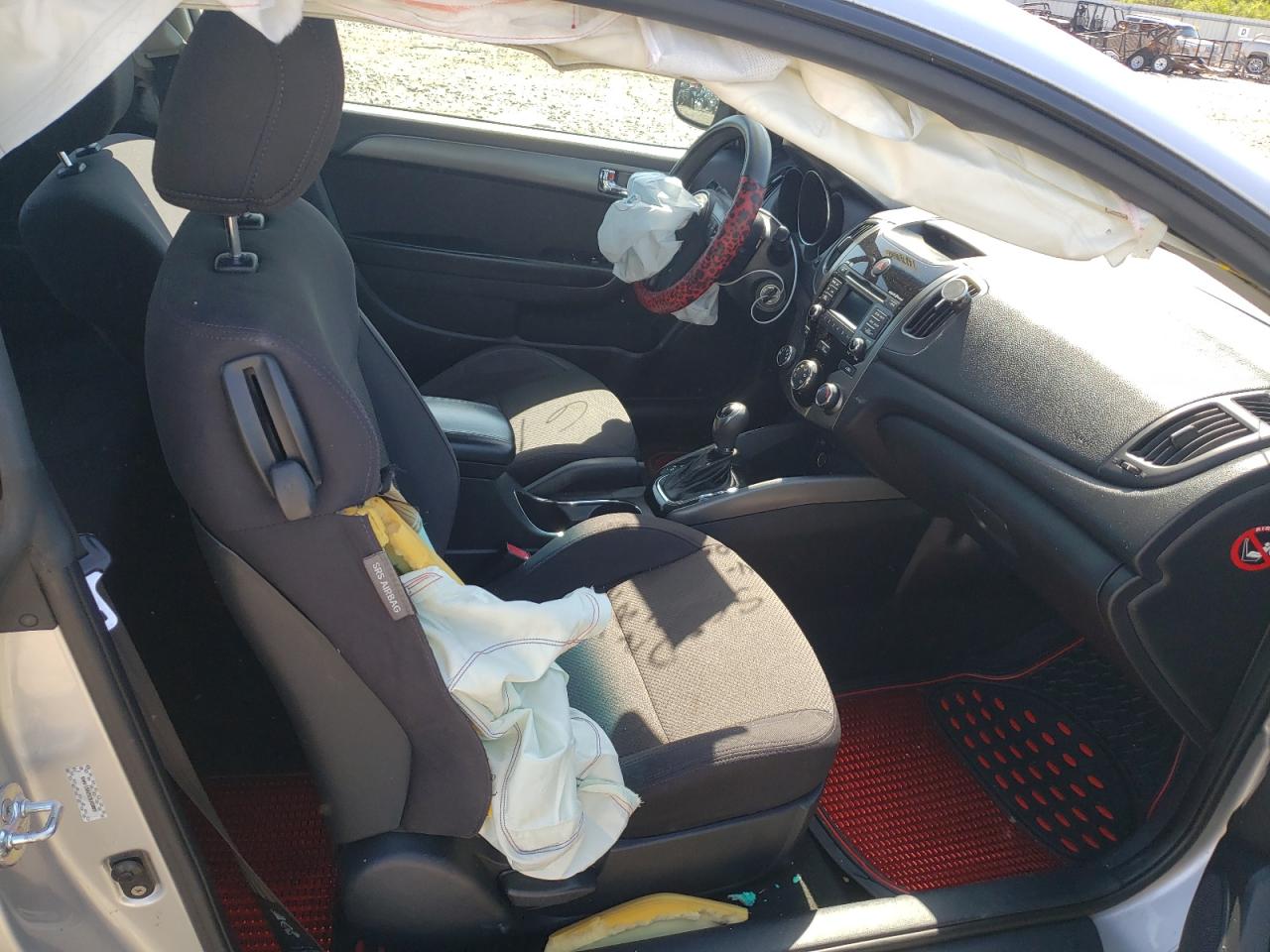 Photo 19 from auction – 2013 KIA FORTE EX with VIN KNAFU6A25D5743020