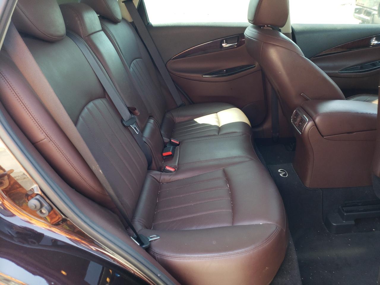 Photo 6 from auction – 2010 INFINITI EX35 BASE with VIN JN1AJ0HR0AM755487