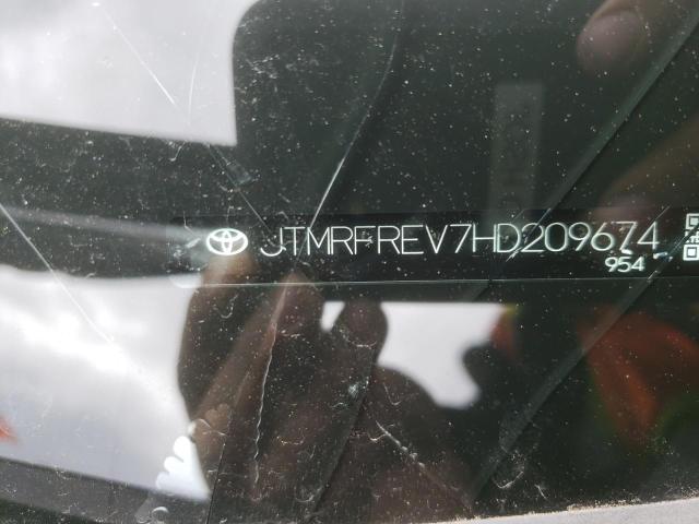 Photo 10 from auction – 2017 TOYOTA RAV4 XLE with VIN JTMRFREV7HD209674