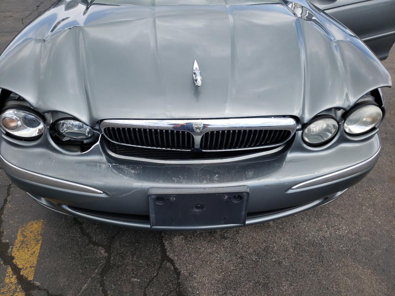 Photo 7 from auction – 2003 JAGUAR X-TYPE 2.5 with VIN SAJEA51D93XD43410