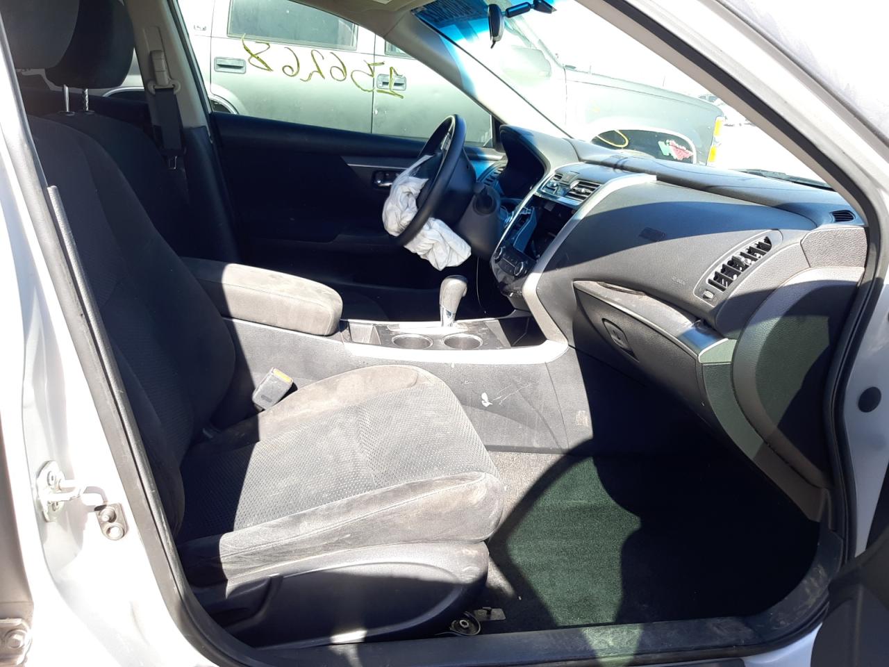 Photo 5 from auction – 2015 NISSAN ALTIMA 2.5 with VIN 1N4AL3AP6FC241972