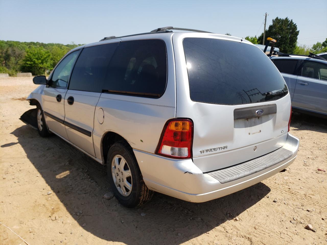 Photo 3 from auction – 2003 FORD WINDSTAR L with VIN 2FMZA51483BB26480