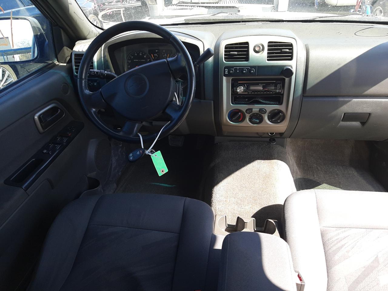 Photo 9 from auction – 2005 CHEVROLET COLORADO with VIN 1GCDT136058248109