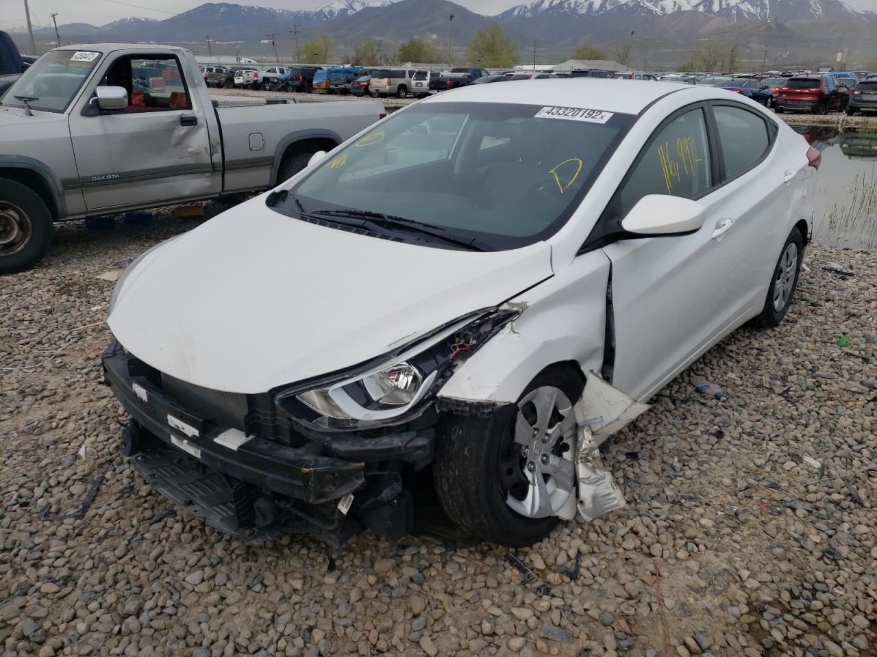 Photo 2 from auction – 2016 HYUNDAI ELANTRA SE with VIN 5NPDH4AE8GH686748