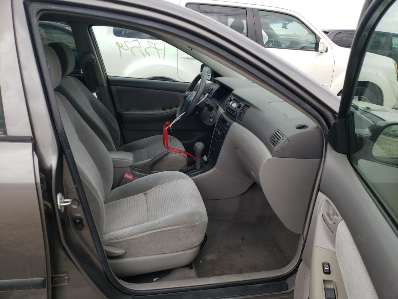 Photo 5 from auction – 2007 TOYOTA COROLLA CE with VIN 1NXBR32EX7Z930091