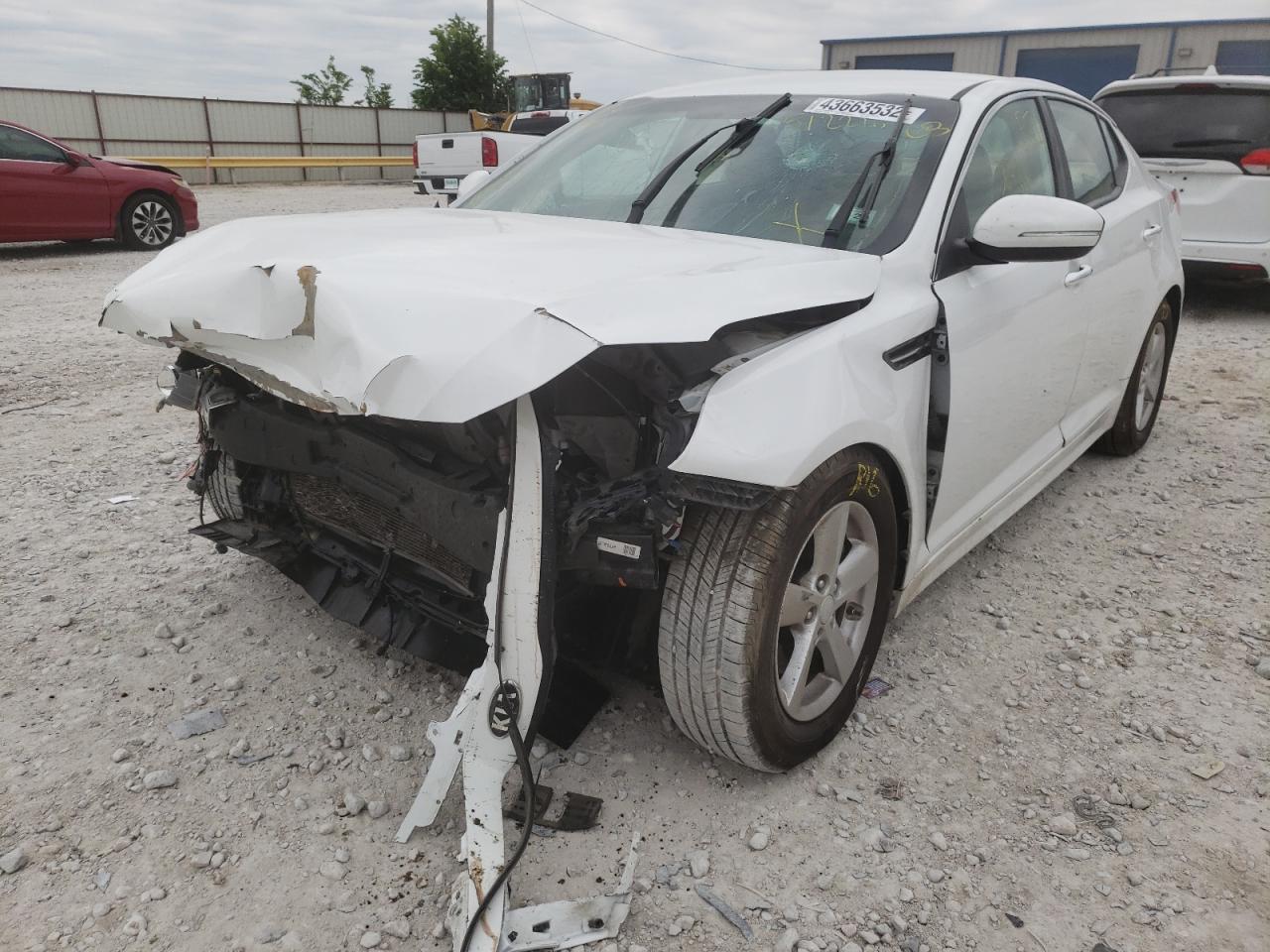 Photo 2 from auction – 2015 KIA OPTIMA LX with VIN 5XXGM4A71FG512220
