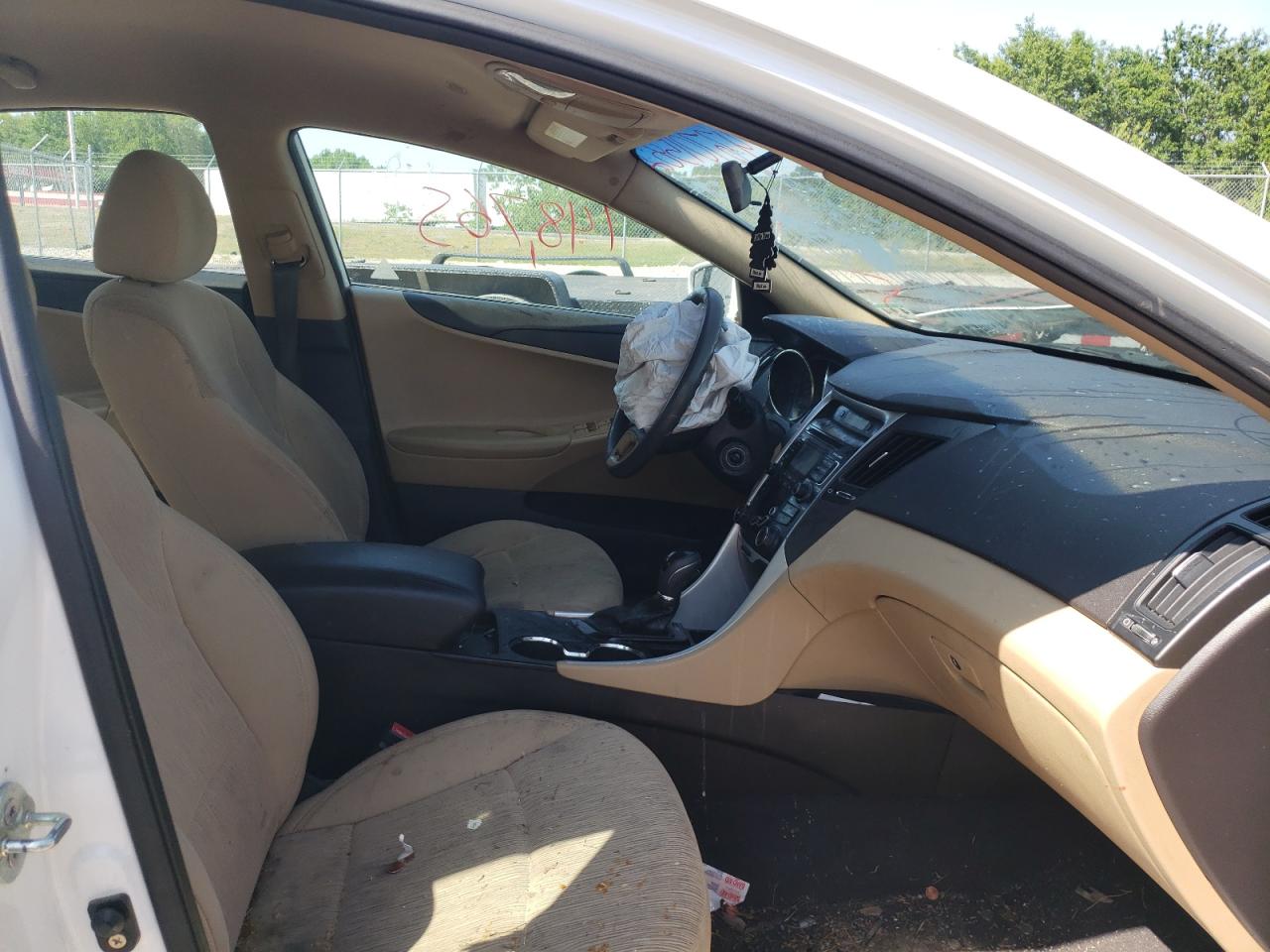 Photo 5 from auction – 2011 HYUNDAI SONATA GLS with VIN 5NPEB4AC6BH155870