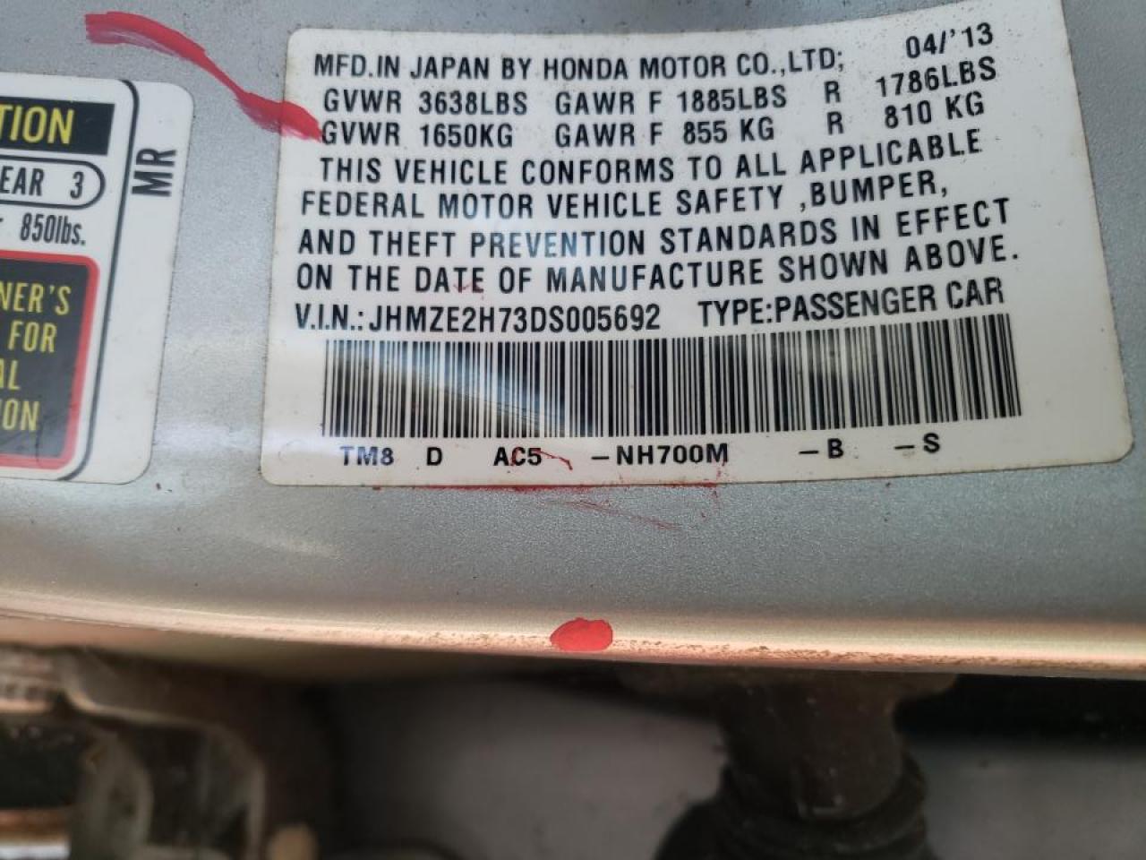 Photo 10 from auction – 2013 HONDA INSIGHT EX with VIN JHMZE2H73DS005692