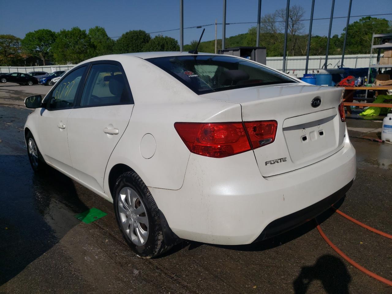 Photo 3 from auction – 2012 KIA FORTE EX with VIN KNAFU4A28C5606107