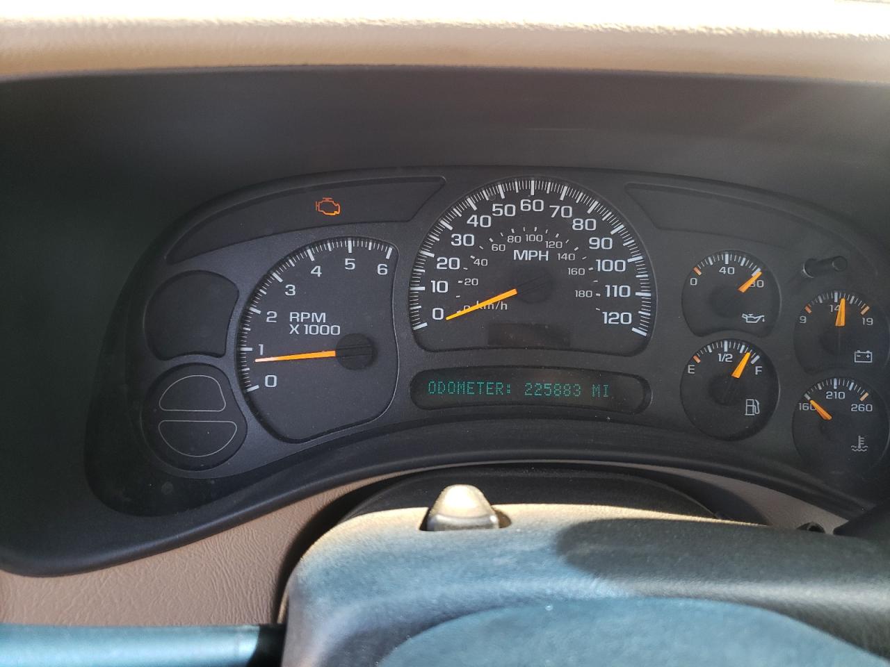 Photo 8 from auction – 2003 CHEVROLET SILVERADO with VIN 1GCEC19V33Z296911