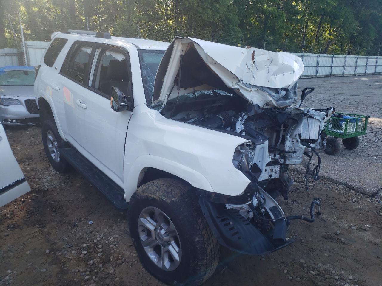 Photo 1 from auction – 2020 TOYOTA 4RUNNER SR with VIN JTEBU5JR7L5803172