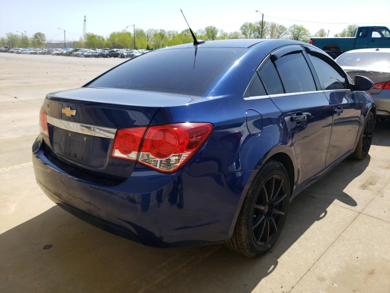 Photo 4 from auction – 2012 CHEVROLET CRUZE LS with VIN 1G1PC5SH5C7365817