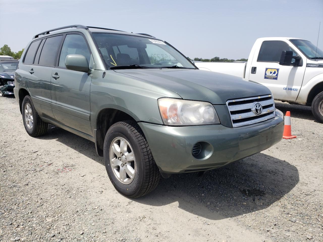 TOYOTA HIGHLANDER 2004 with VIN JTEEP21A540054321 - Photo from auction