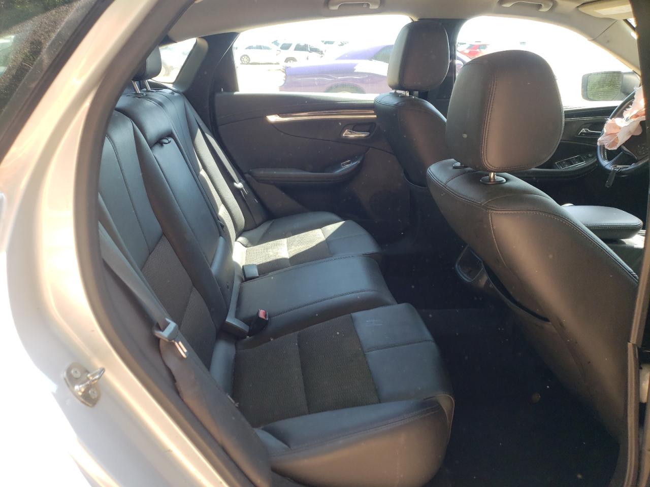 Photo 6 from auction – 2018 CHEVROLET IMPALA LT with VIN 1G1105S33JU149174