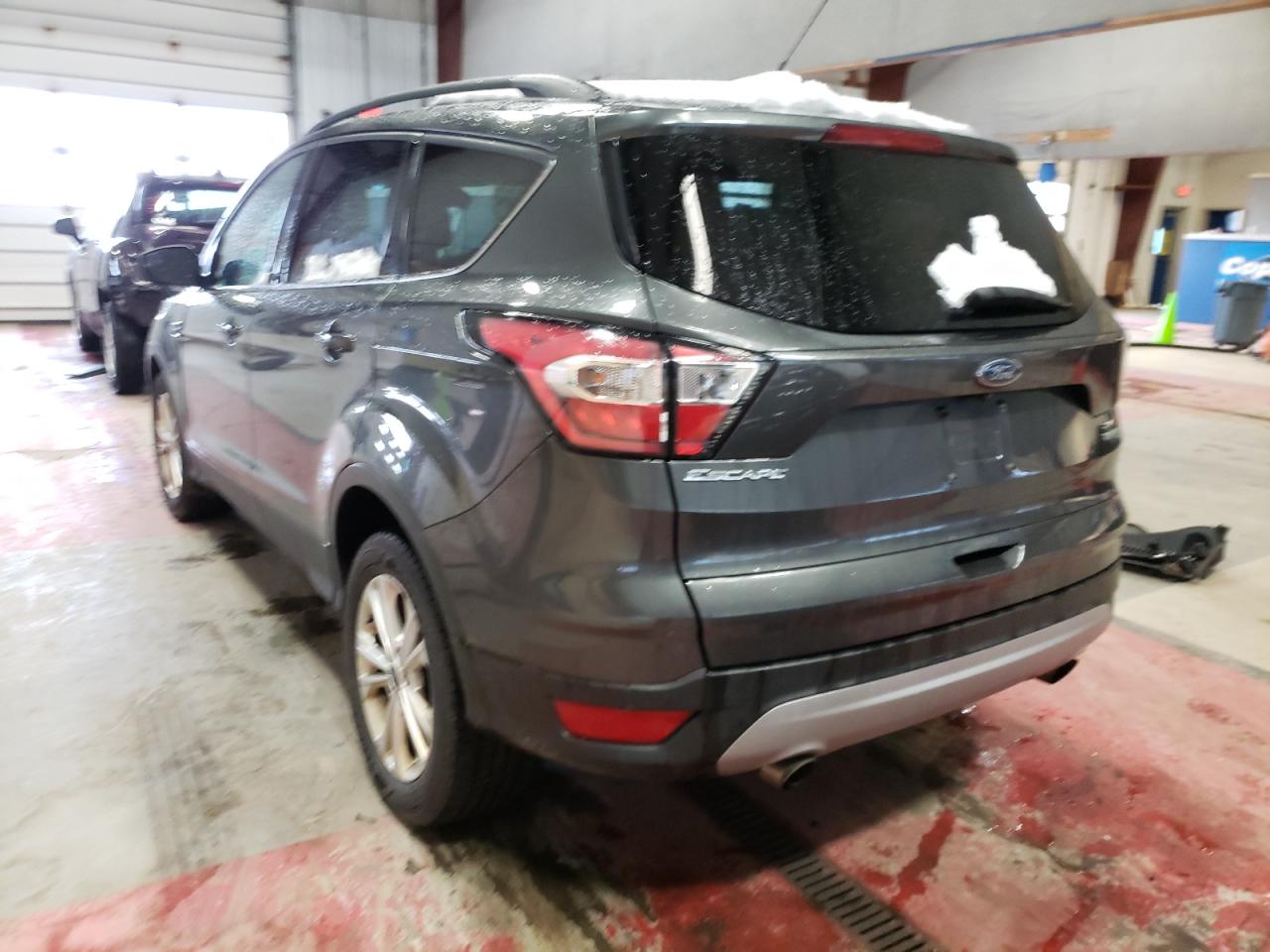 Photo 3 from auction – 2018 FORD ESCAPE SE with VIN 1FMCU0GDXJUB16127