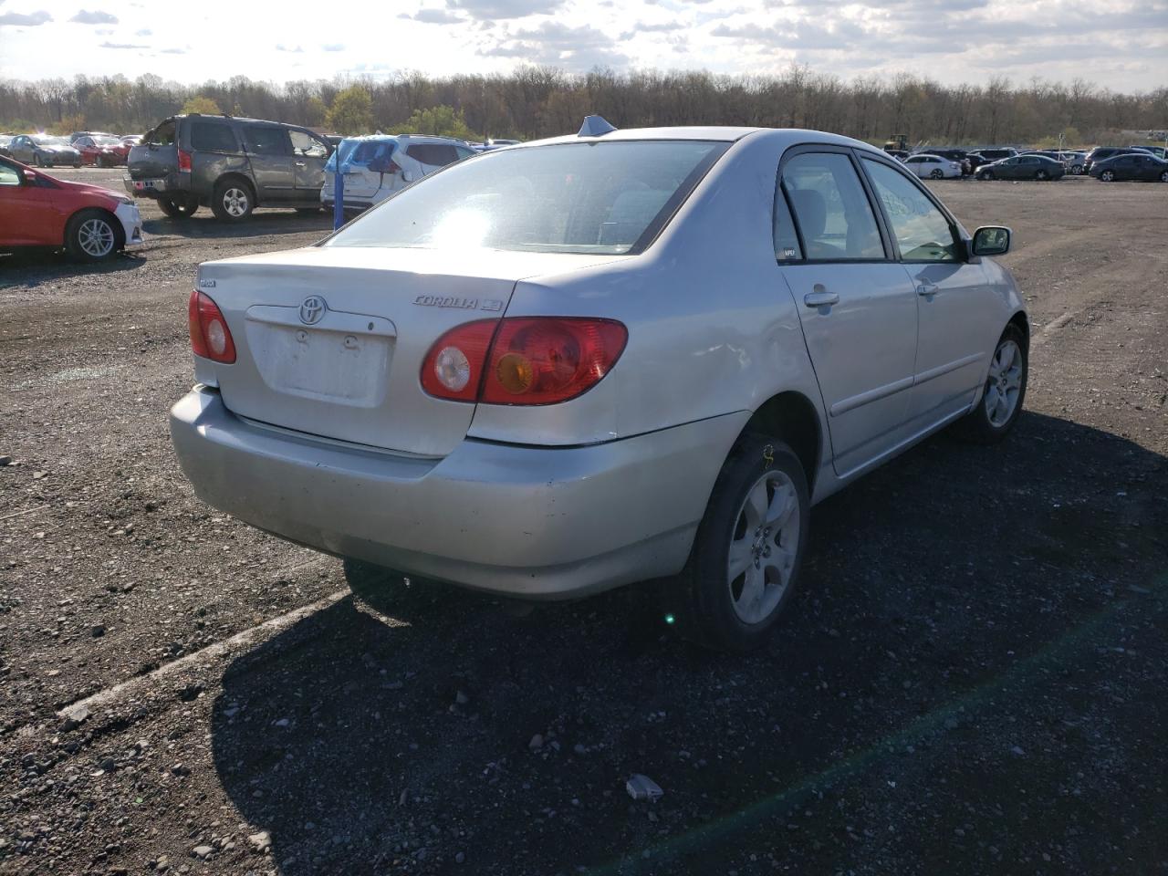 Photo 4 from auction – 2003 TOYOTA COROLLA CE with VIN 2T1BR32E33C077030