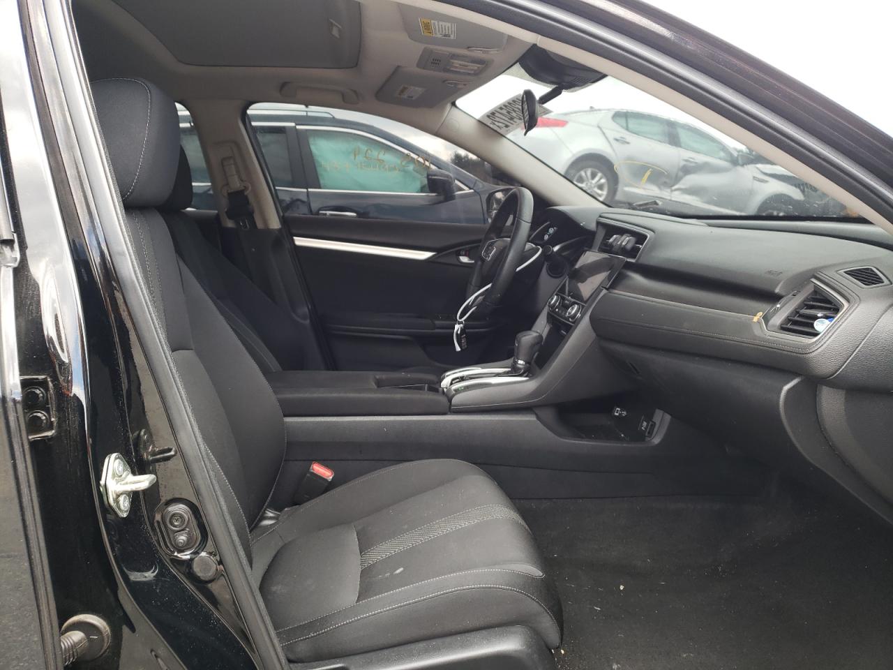 صورة رقم 5 من المزاد - 2016 HONDA CIVIC EX مع VIN 19XFC2F81GE216340