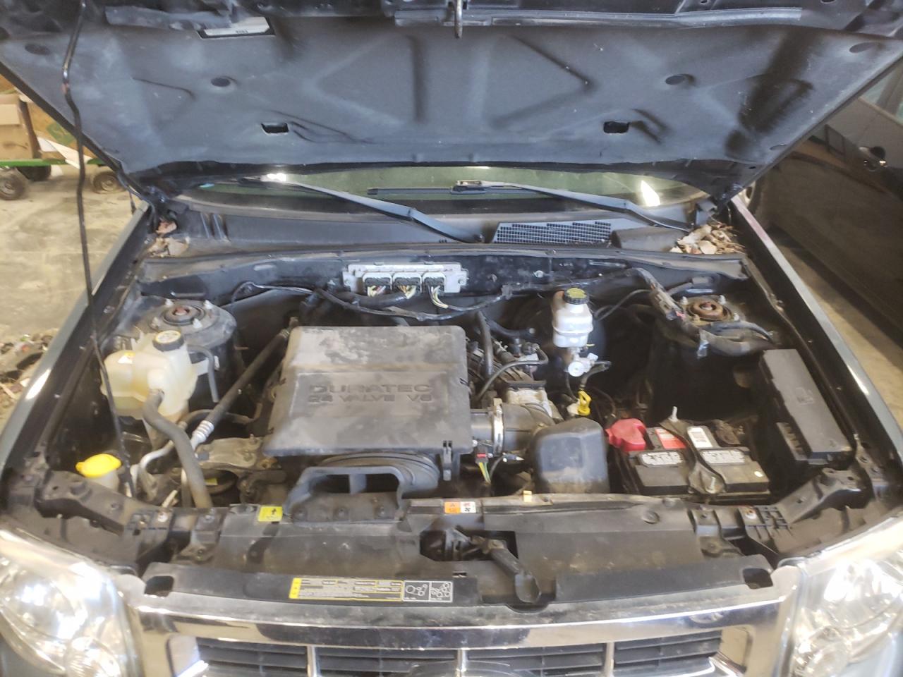 Photo 7 from auction – 2011 FORD ESCAPE XLT with VIN 1FMCU9DG0BKA27702