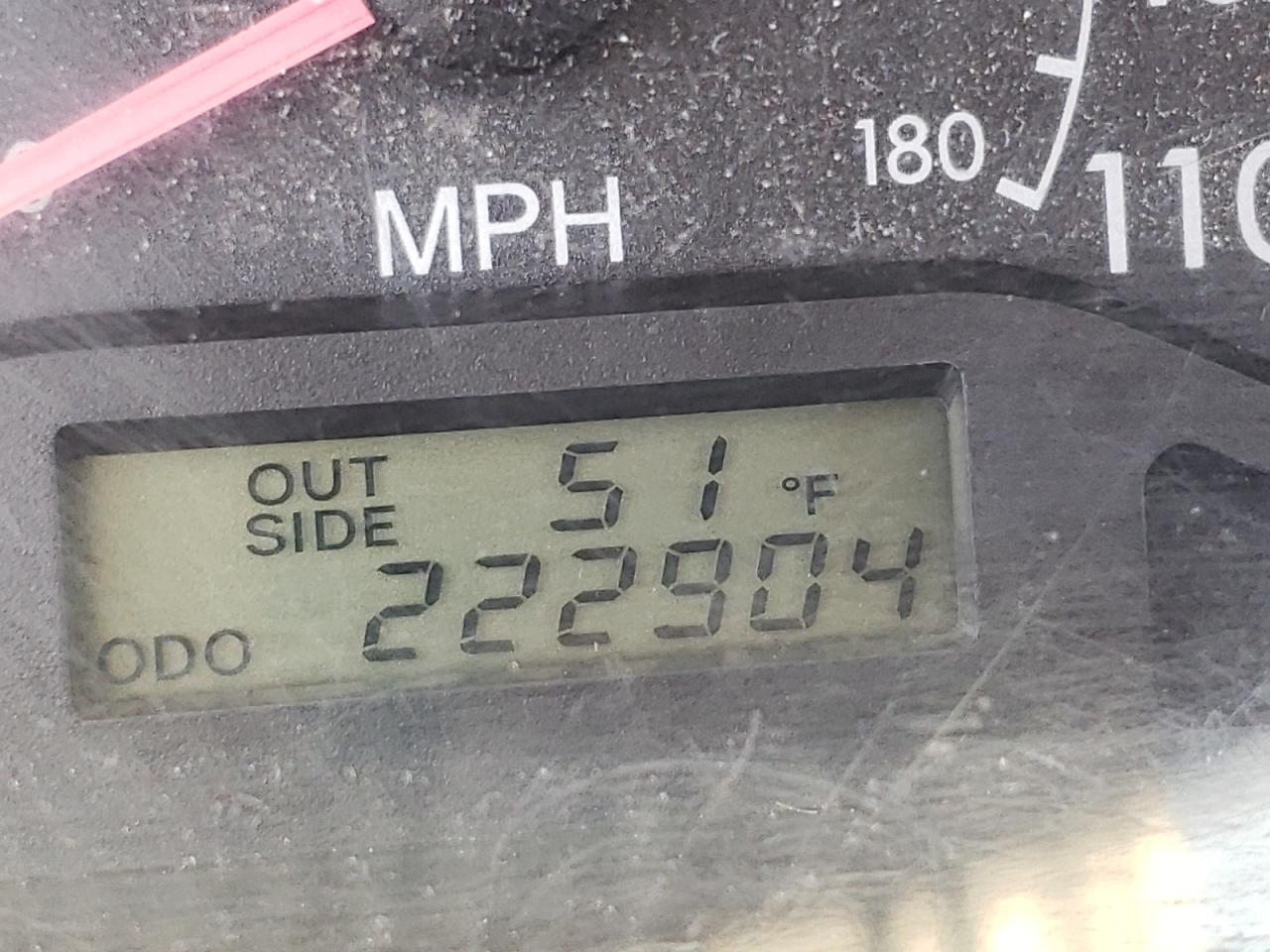 Photo 8 from auction – 2005 TOYOTA COROLLA CE with VIN 1NXBR32E05Z413394
