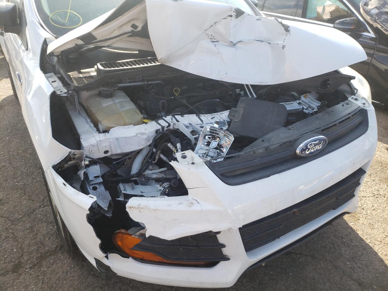 Photo 9 from auction – 2013 FORD ESCAPE S with VIN 1FMCU0F71DUD63472