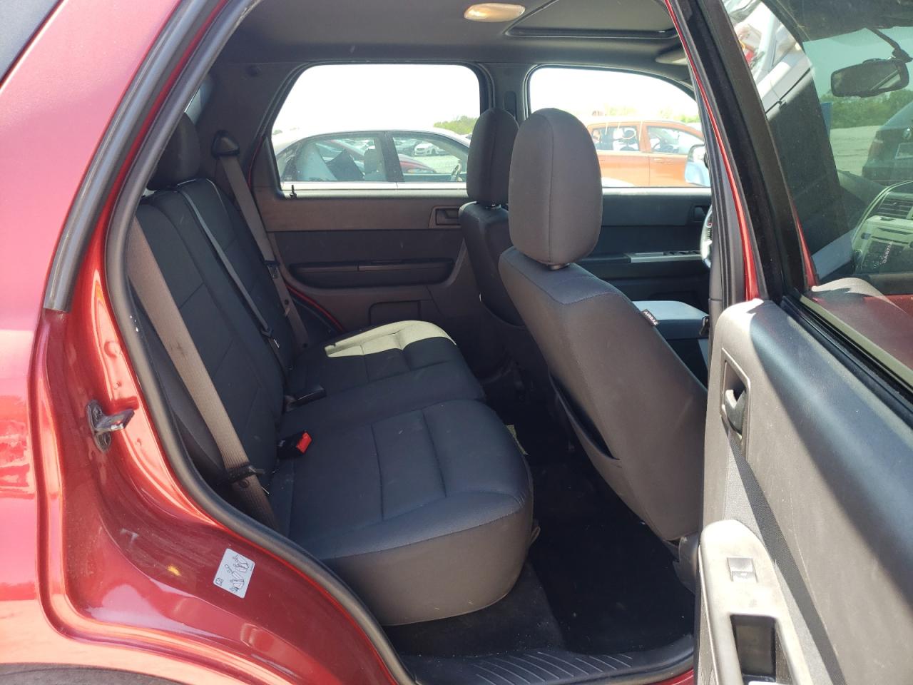 Zdjęcie 6 z aukcji – 2012 FORD ESCAPE XLT z VIN 1FMCU0DG9CKA44107