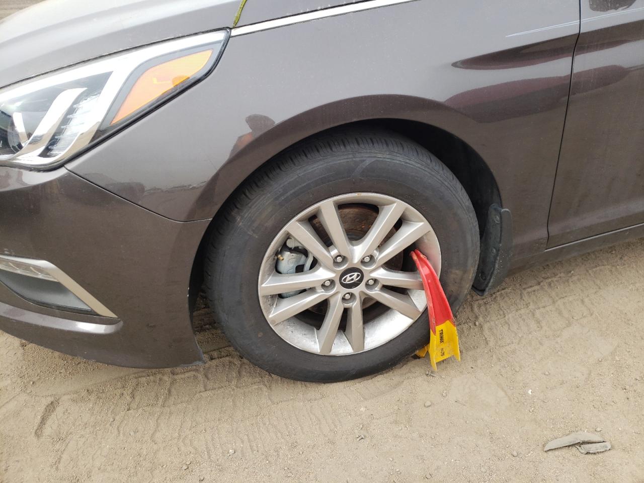 Photo 9 from auction – 2015 HYUNDAI SONATA SE with VIN 5NPE24AF5FH245124