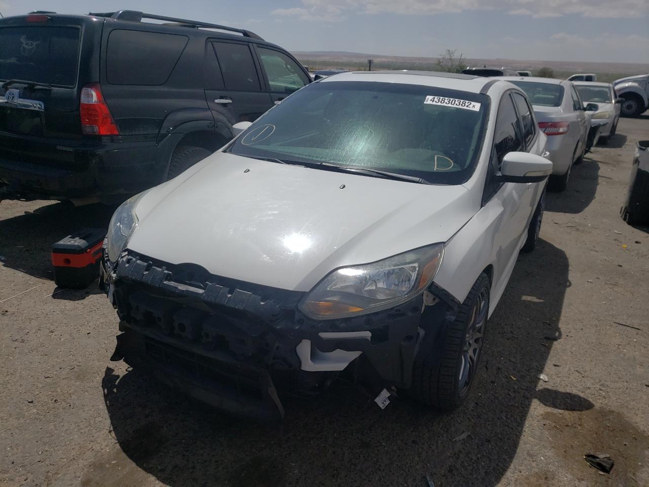 Photo 2 from auction – 2014 FORD FOCUS ST with VIN 1FADP3L96EL212471