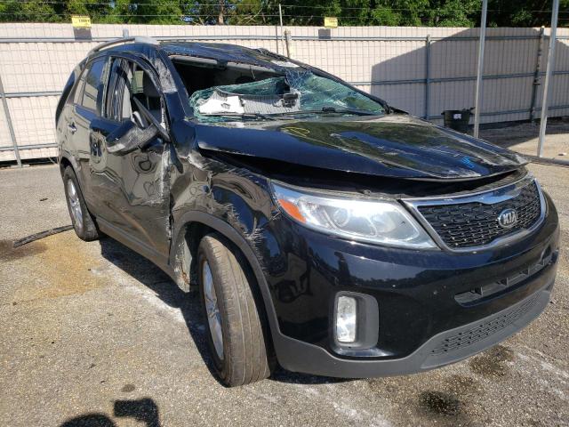 KIA SORENTO LX 2015 with VIN 5XYKT4A61FG632941 - Photo from auction