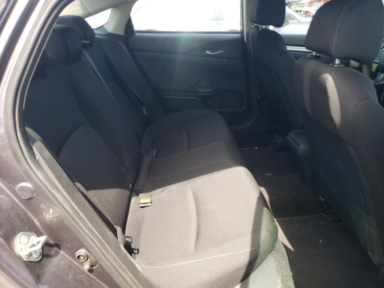 Photo 6 from auction – 2016 HONDA CIVIC LX with VIN 19XFC2F53GE208374
