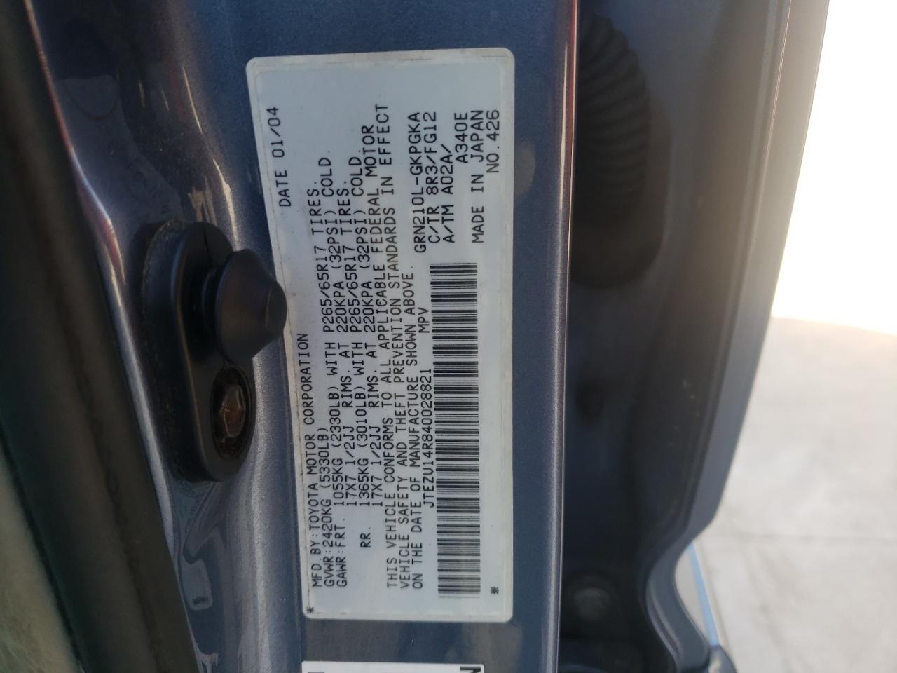 Photo 10 from auction – 2004 TOYOTA 4RUNNER SR with VIN JTEZU14R840028821