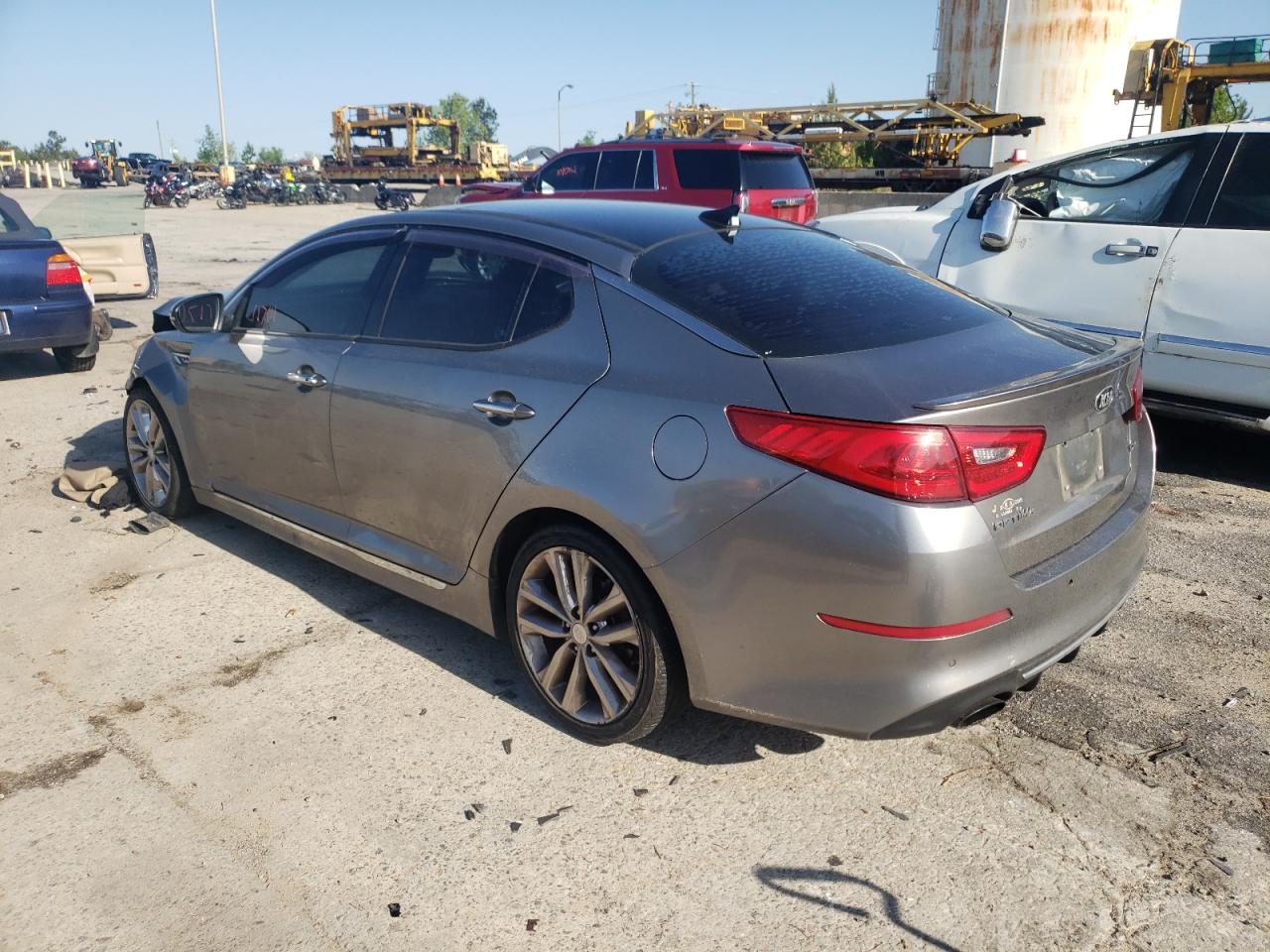 Zdjęcie 3 z aukcji – 2015 KIA OPTIMA SX z VIN 5XXGR4A60FG511844