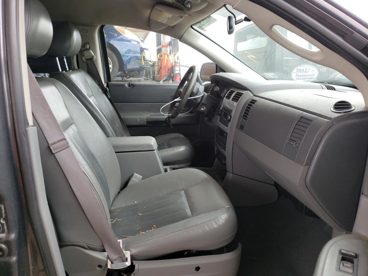 Photo 5 from auction – 2004 DODGE DURANGO LI with VIN 1D4HB58DX4F113851