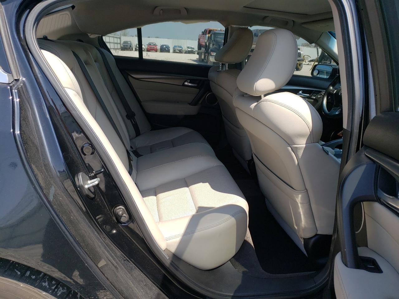 Photo 6 from auction – 2012 ACURA TL with VIN 19UUA9F55CA005524