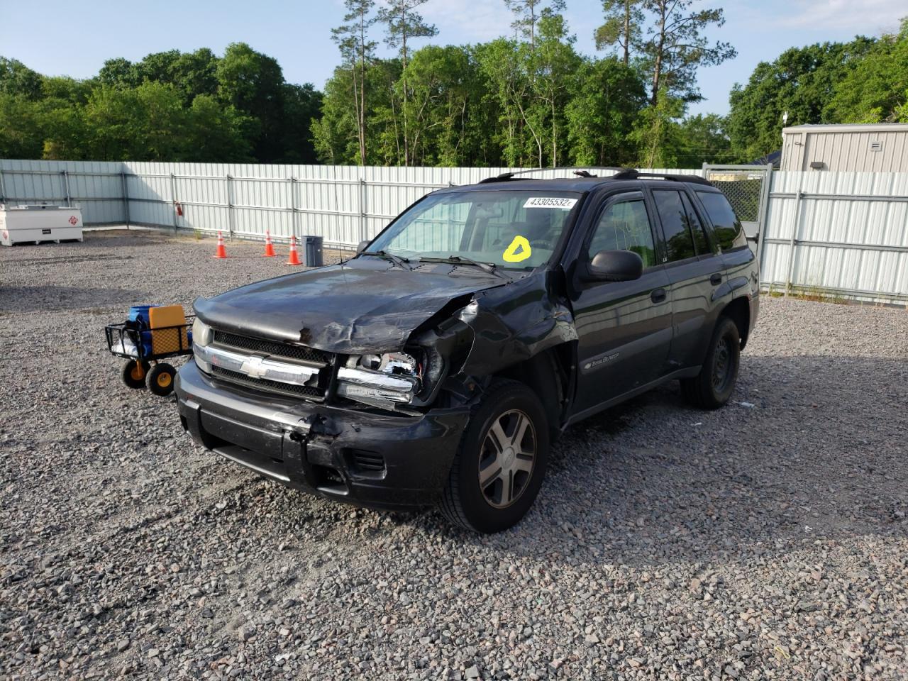 Photo 2 from auction – 2004 CHEVROLET TRAILBLAZE with VIN 1GNDS13S342447129