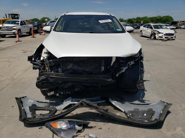Photo 9 from auction – 2016 KIA SORENTO LX with VIN 5XYPG4A32GG095014
