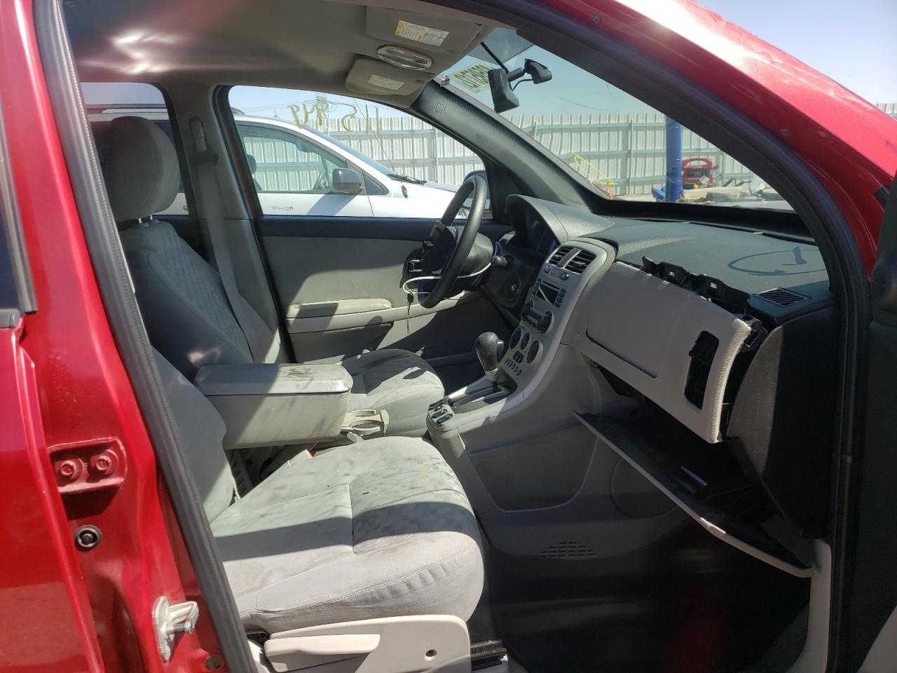 Photo 5 from auction – 2005 CHEVROLET EQUINOX LT with VIN 2CNDL63F856155532