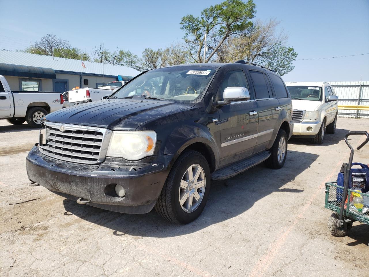 Photo 2 from auction – 2008 CHRYSLER ASPEN LIMI with VIN 1A8HW58208F122640