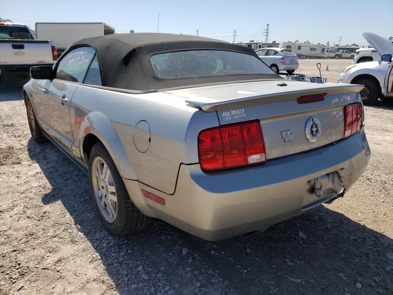 Photo 3 from auction – 2008 FORD MUSTANG with VIN 1ZVHT84N985136900