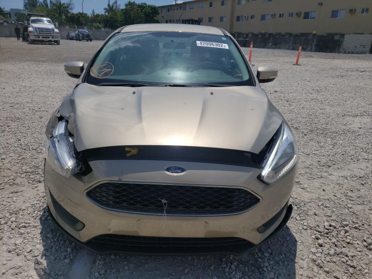 Photo 9 from auction – 2016 FORD FOCUS SE with VIN 1FADP3F21GL228739