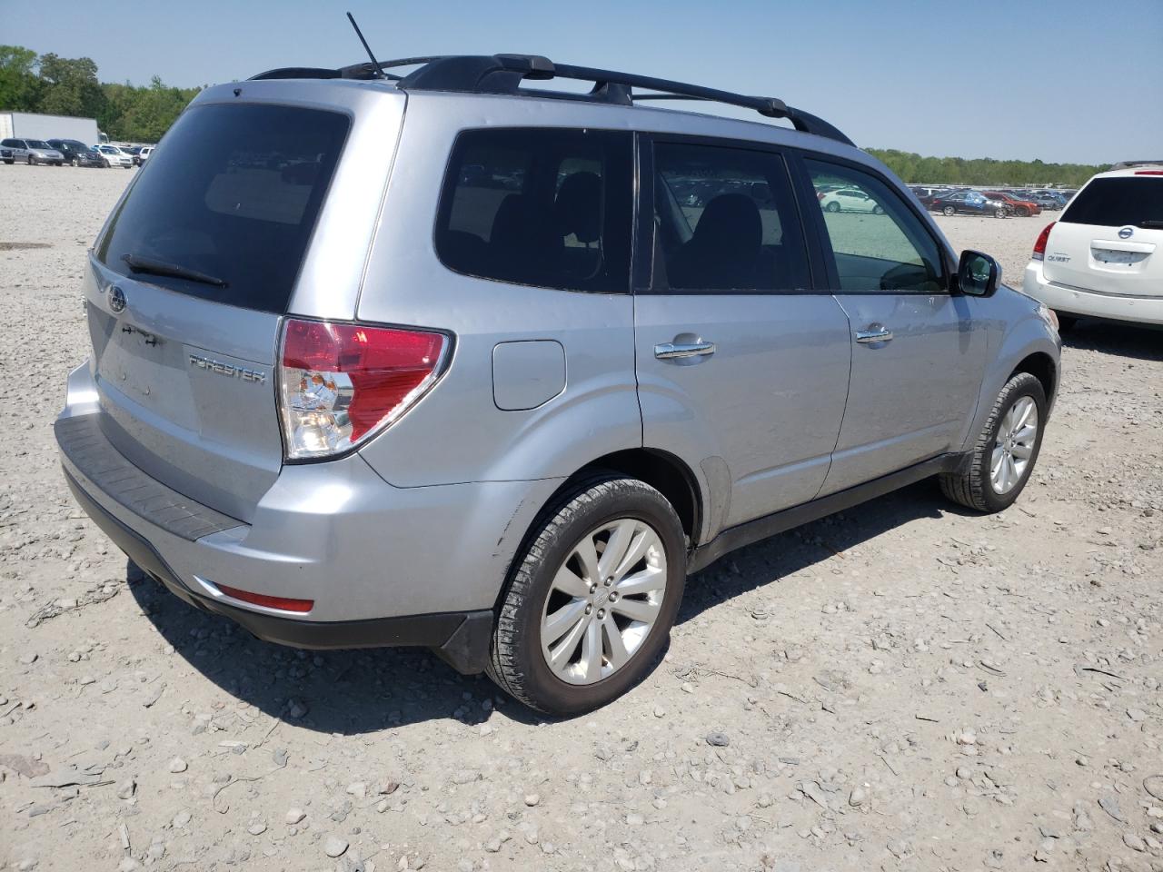 Photo 4 from auction – 2012 SUBARU FORESTER 2 with VIN JF2SHBDC1CG455356