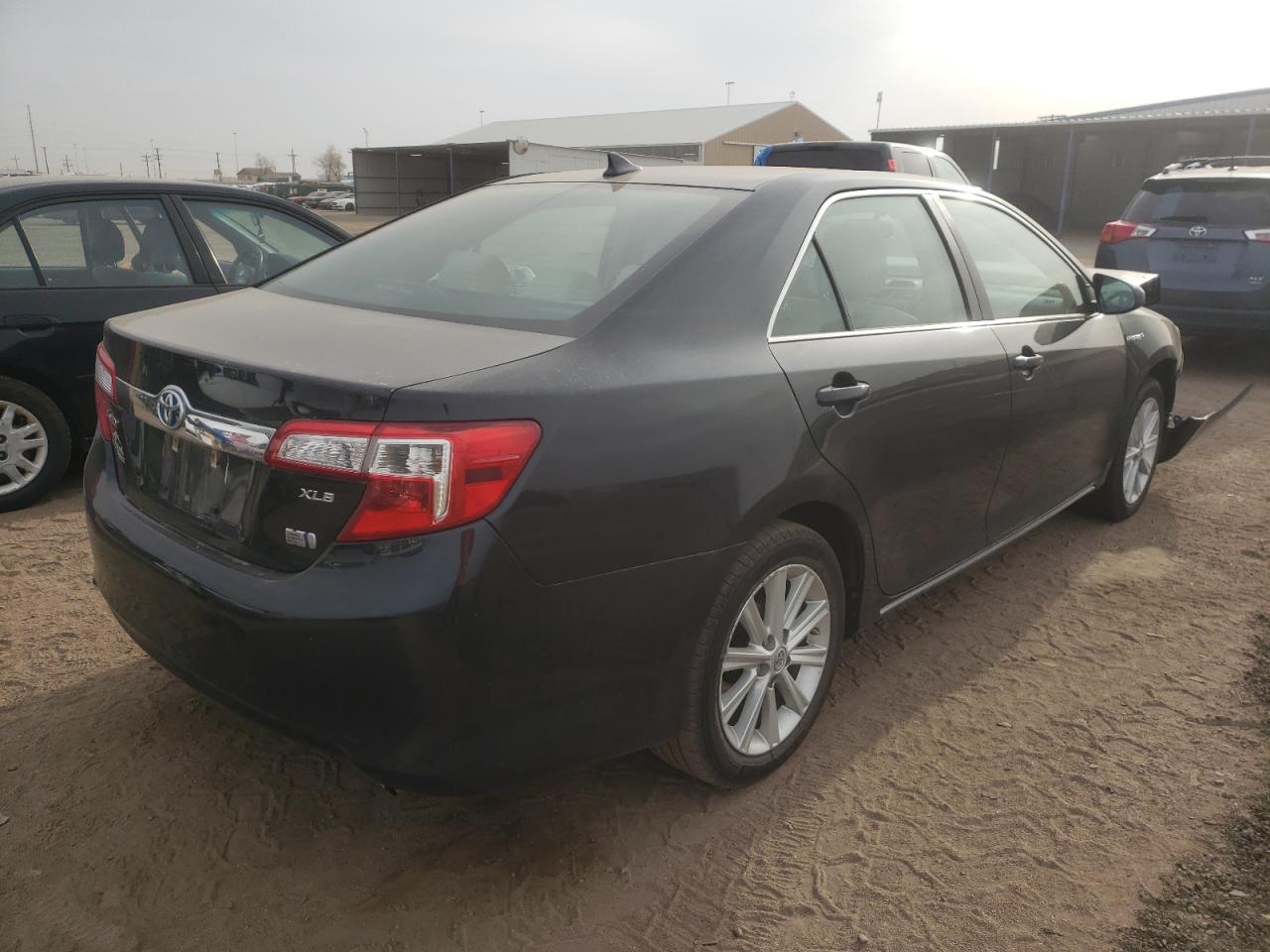 Photo 4 from auction – 2013 TOYOTA CAMRY HYBR with VIN 4T1BD1FK0DU095035