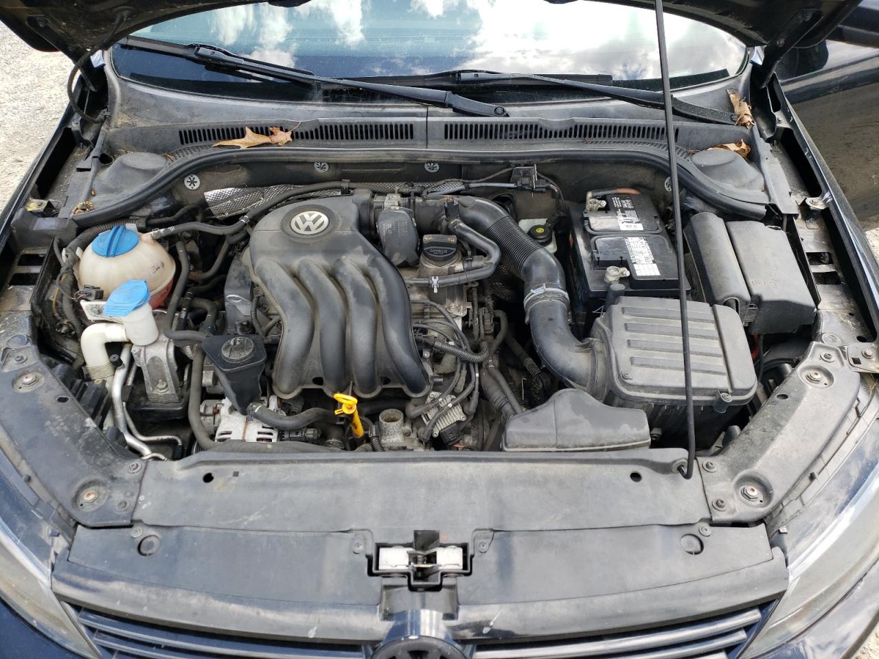 Photo 7 from auction – 2013 VOLKSWAGEN JETTA BASE with VIN 3VW1K7AJ2DM202398