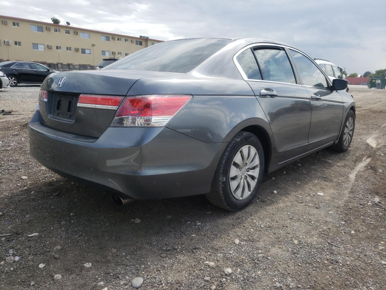 Photo 4 from auction – 2011 HONDA ACCORD LX with VIN 1HGCP2F38BA088431