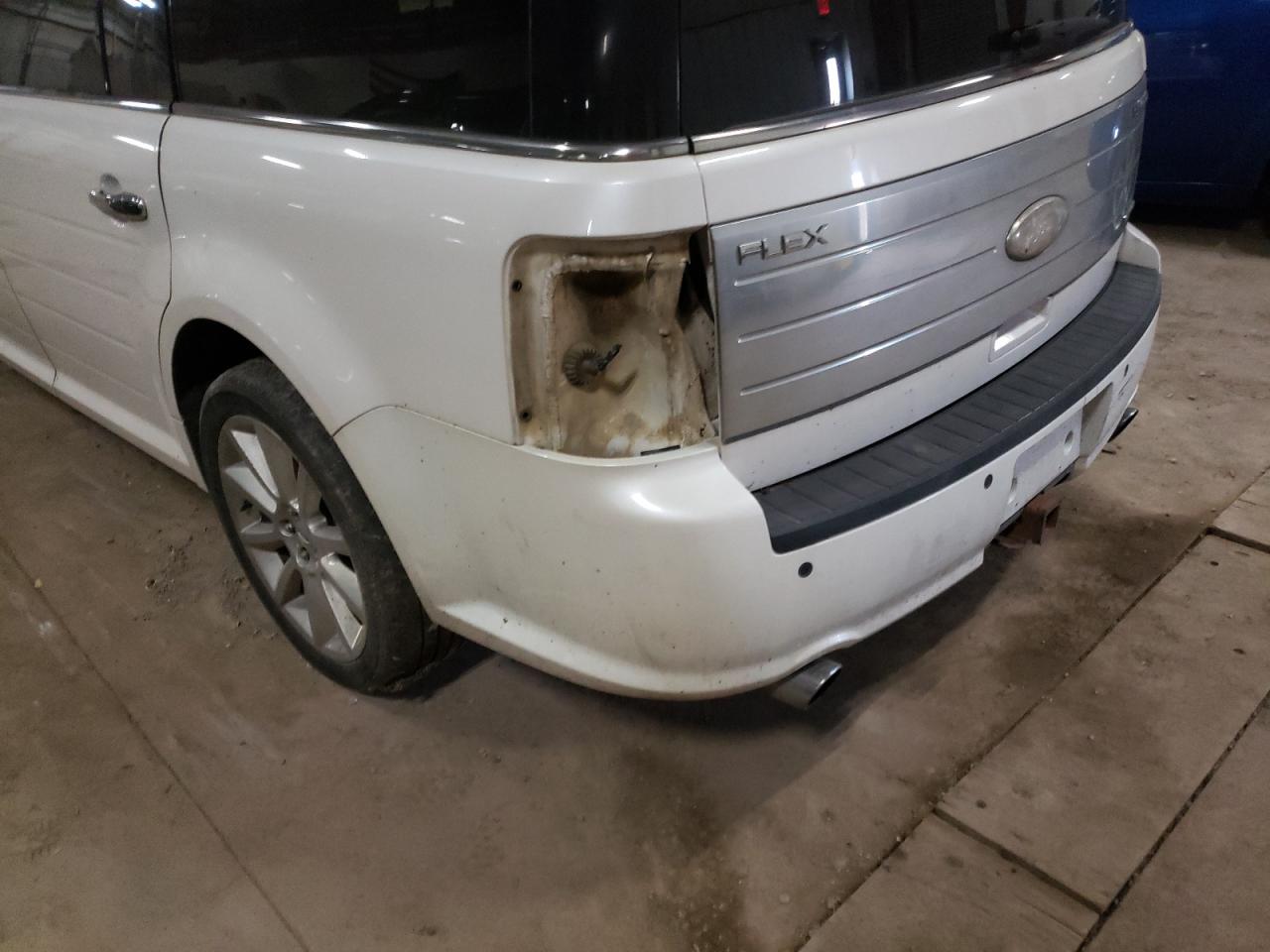Photo 9 from auction – 2012 FORD FLEX LIMIT with VIN 2FMHK6DT7CBD16384