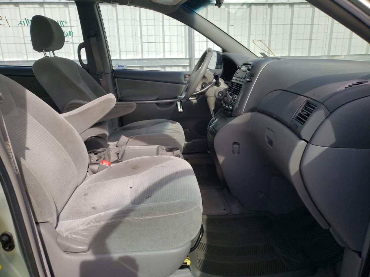 Photo 5 from auction – 2006 TOYOTA SIENNA CE with VIN 5TDZA23C66S406201
