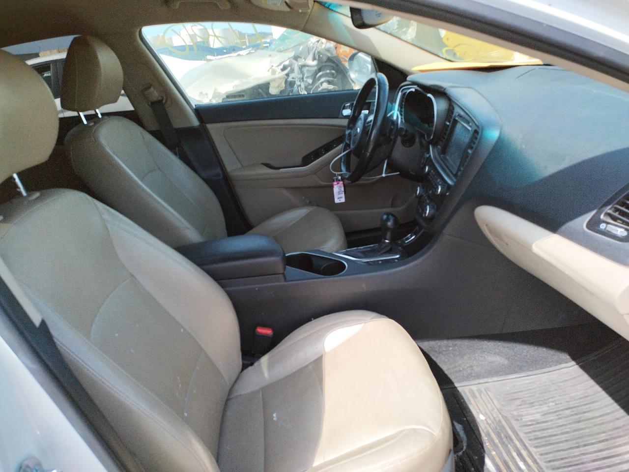 Photo 5 from auction – 2014 KIA OPTIMA HYB with VIN KNAGN4AD7E5064794