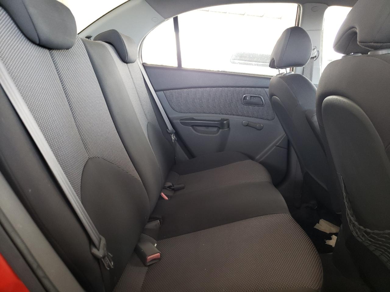Photo 6 from auction – 2011 KIA RIO BASE with VIN KNADH4A30B6732121
