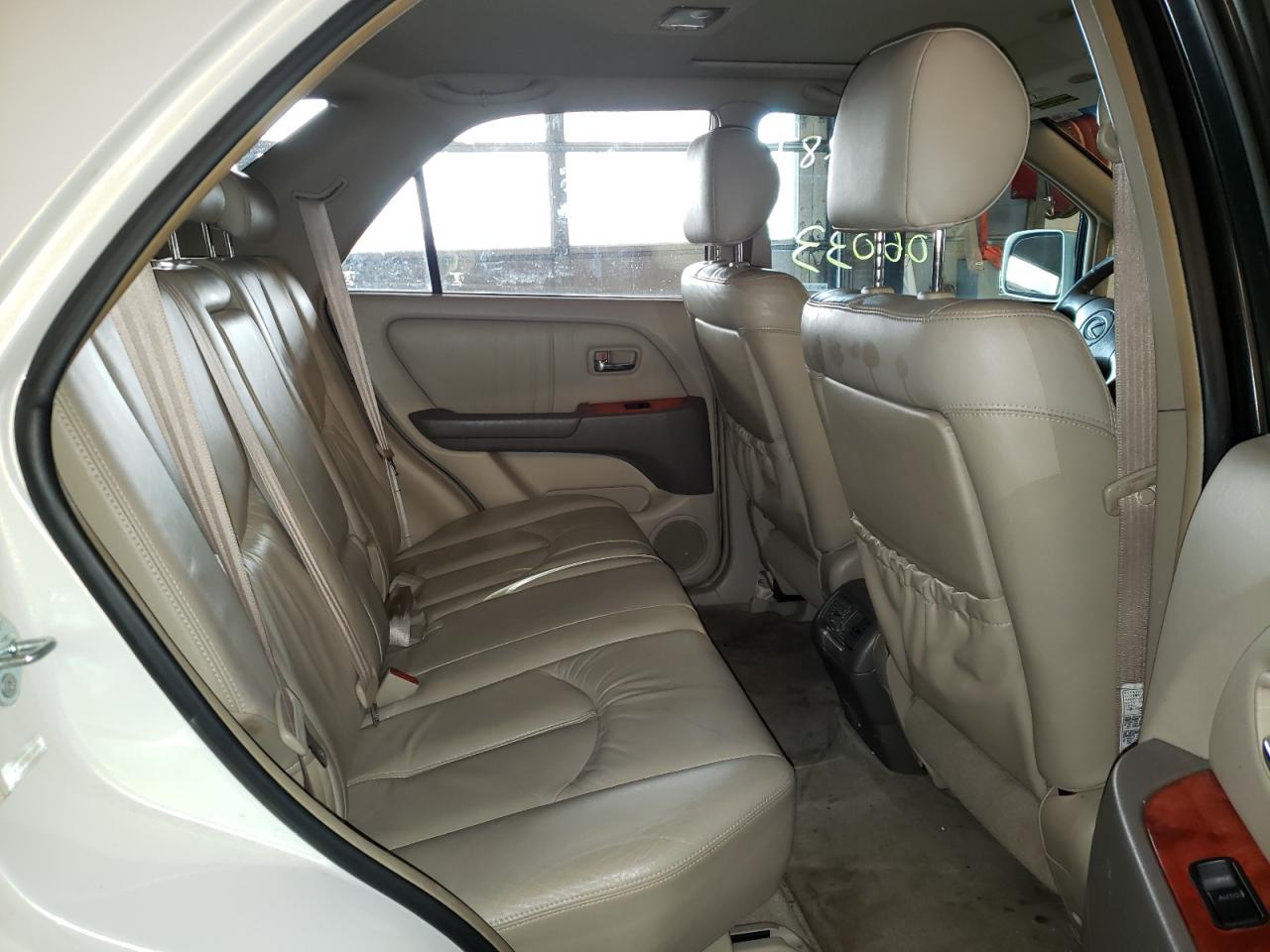 Photo 6 from auction – 2001 LEXUS RX 300 with VIN JTJHF10U710171031