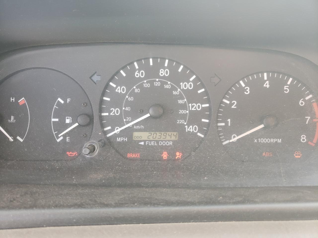 Photo 8 from auction – 2000 TOYOTA CAMRY LE with VIN 4T1BF22KXYU935947